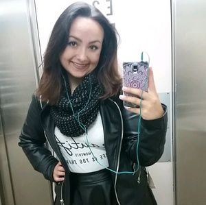 Meet your Posher, Mary